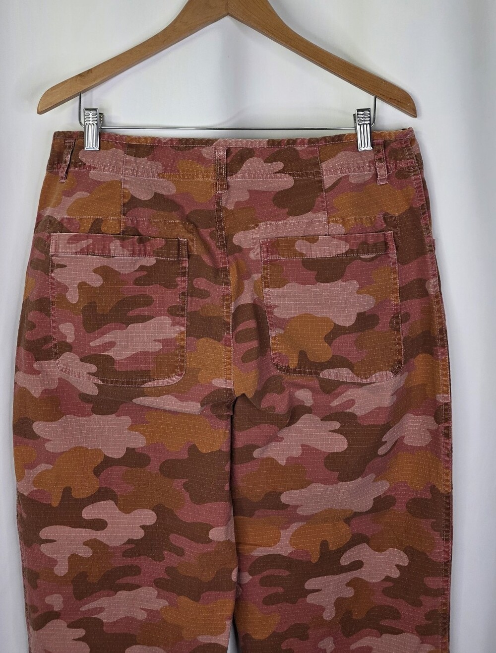 Sundance Catalog Quincy Ripstop Size 12 Camoflauge Pants Multicolor Lightweight - Picture 9 of 13